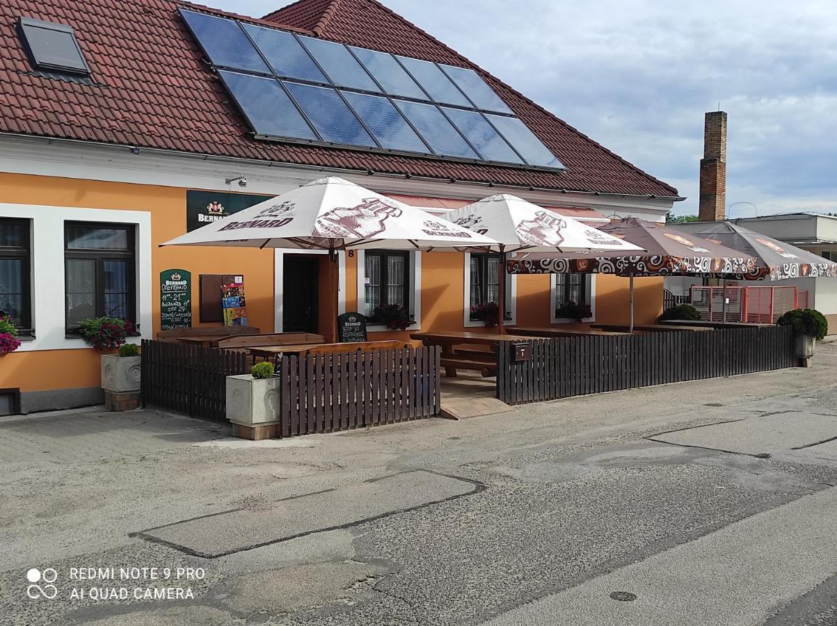 Ubytovani Jerabek Lásenice Exteriör bild